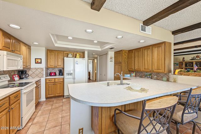 2260 N Middlecoff Drive, Mesa, AZ 85215