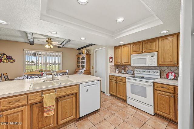 2260 N Middlecoff Drive, Mesa, AZ 85215