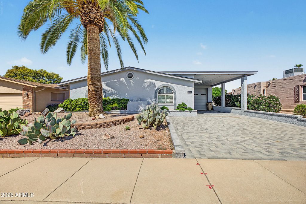 2260 N Middlecoff Drive, Mesa, AZ 85215