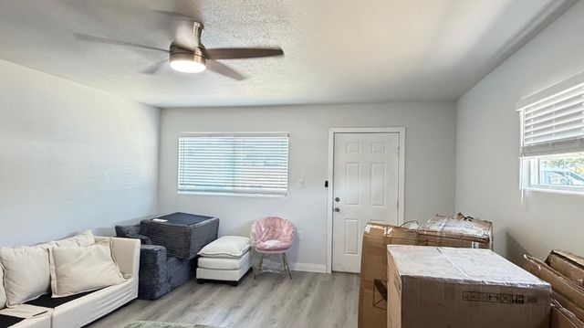 5326 E Clay Avenue, Fresno, CA 93727