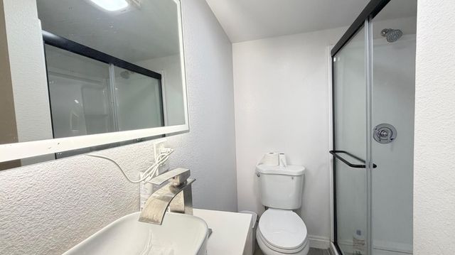 5326 E Clay Avenue, Fresno, CA 93727