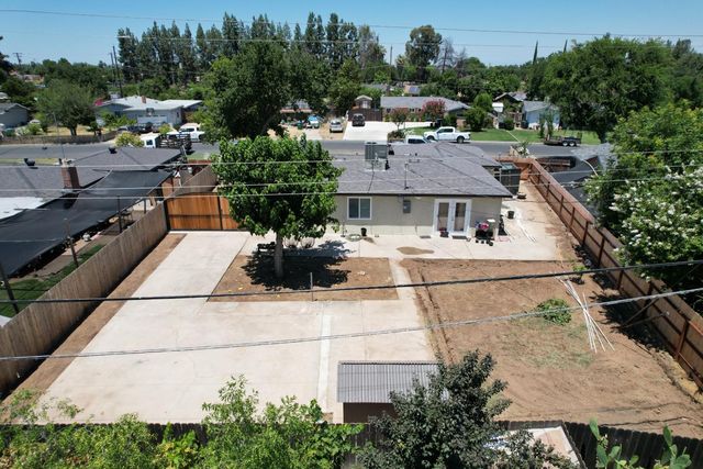 5326 E Clay Avenue, Fresno, CA 93727
