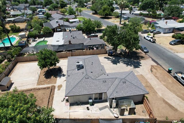 5326 E Clay Avenue, Fresno, CA 93727