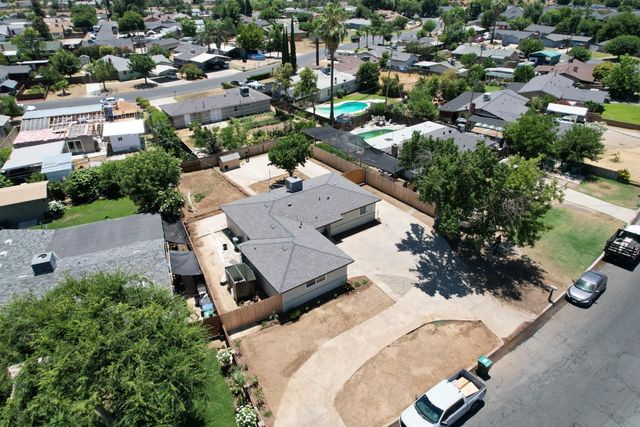 5326 E Clay Avenue, Fresno, CA 93727