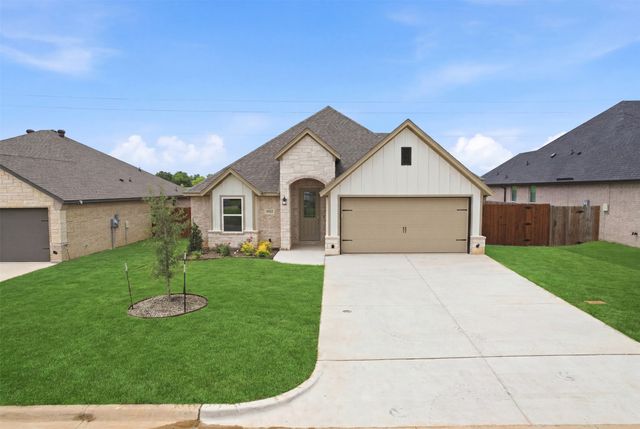1512 Oleander Drive, Tolar, TX 76476