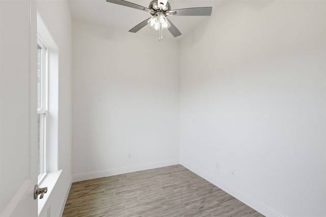 1512 Oleander Drive, Tolar, TX 76476