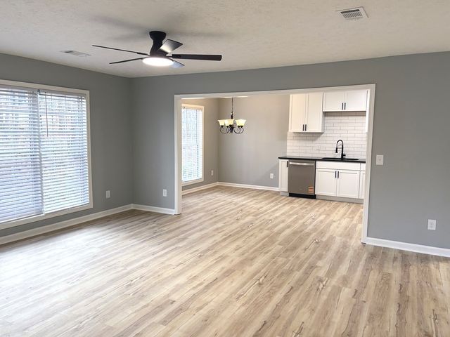 370 Lee Road 0220, Phenix City, AL 36870