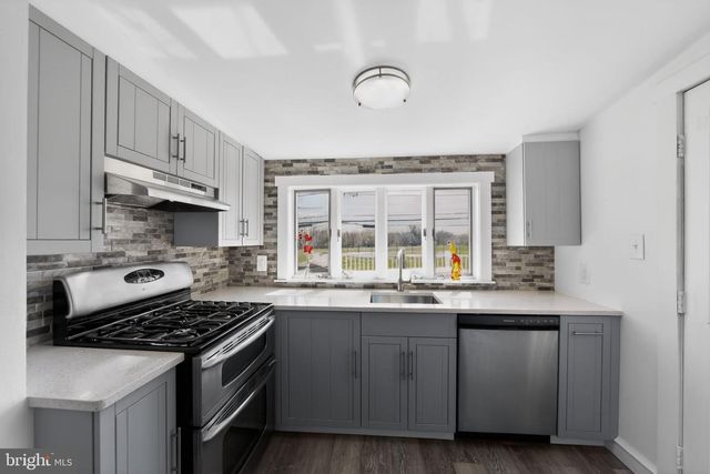 648 DAYTON RD, Bryn Mawr, PA 19010