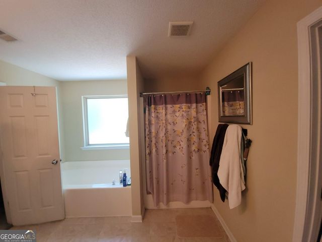 397 Brandish Drive, Newnan, GA 30263