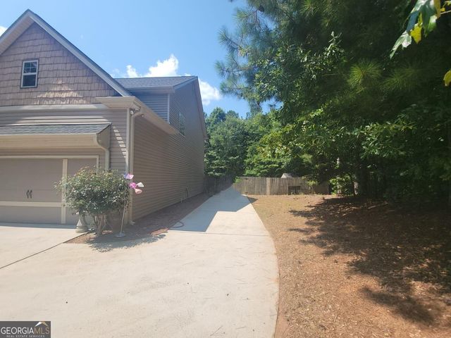 397 Brandish Drive, Newnan, GA 30263