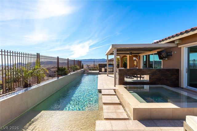 294 Besame Court, Las Vegas, NV 89138