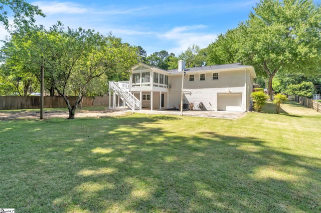 15 Longmeadow Road, Taylors, SC 29687