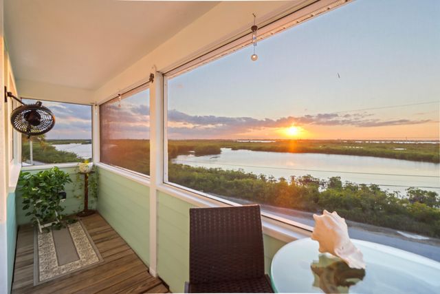 537 Heck Avenue, Little Torch Key, FL 33042