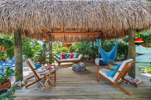 537 Heck Avenue, Little Torch Key, FL 33042