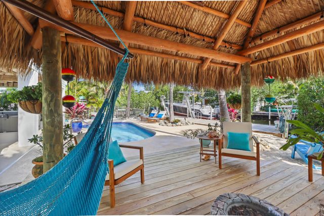 537 Heck Avenue, Little Torch Key, FL 33042