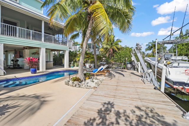 537 Heck Avenue, Little Torch Key, FL 33042