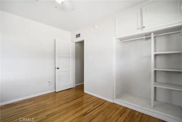 17061 Lorne, Lake Balboa, CA 91406
