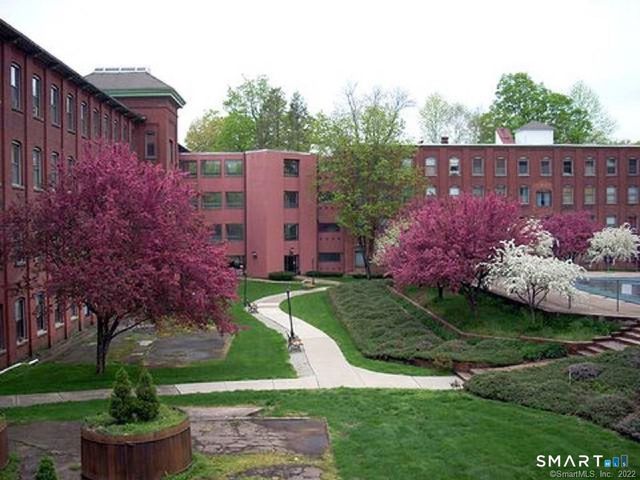 222 Williams Street East 331, Glastonbury, CT 06033