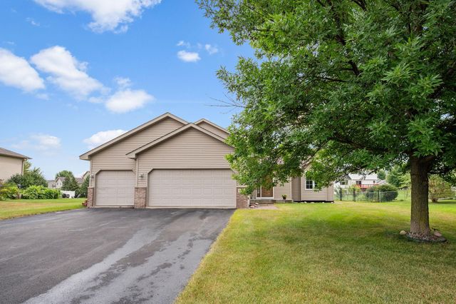 6194 Karmen Avenue NE, Albertville, MN 55301