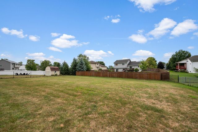 6194 Karmen Avenue NE, Albertville, MN 55301