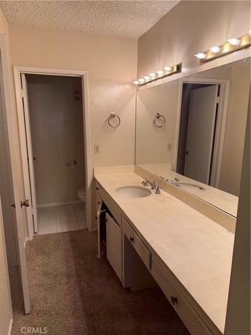 5339 Newcastle Avenue 103, Encino, CA 91316