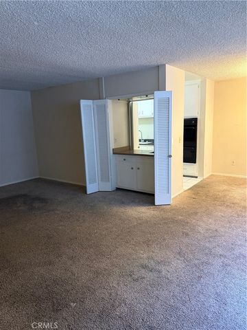 5339 Newcastle Avenue 103, Encino, CA 91316