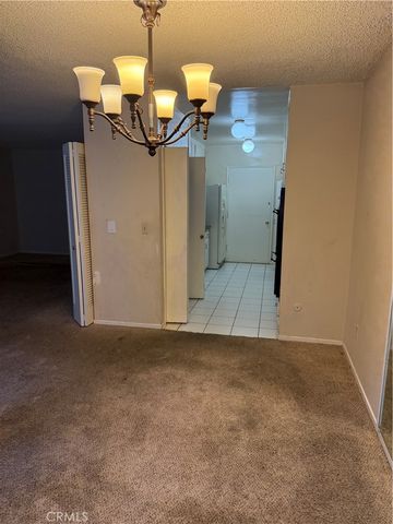 5339 Newcastle Avenue 103, Encino, CA 91316