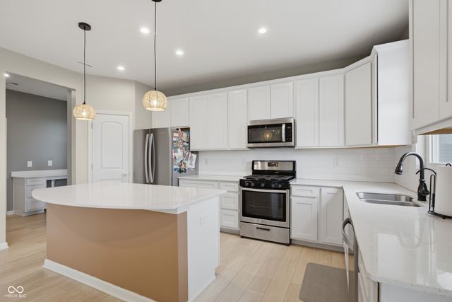 7183 Oak Trace Lane, Brownsburg, IN 46112
