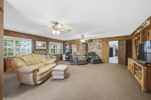 422 Bonifacious Road, Tunnel Hill, GA 30755