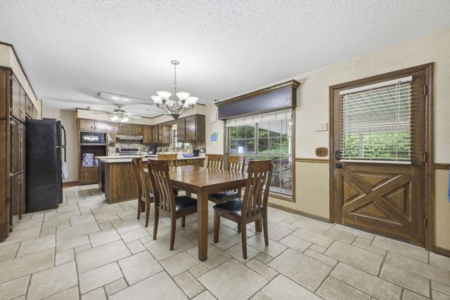 422 Bonifacious Road, Tunnel Hill, GA 30755