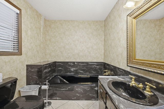 422 Bonifacious Road, Tunnel Hill, GA 30755