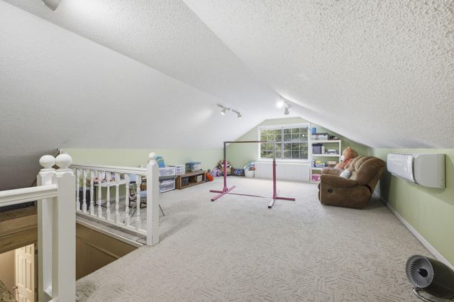 422 Bonifacious Road, Tunnel Hill, GA 30755