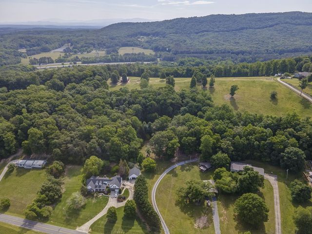 422 Bonifacious Road, Tunnel Hill, GA 30755