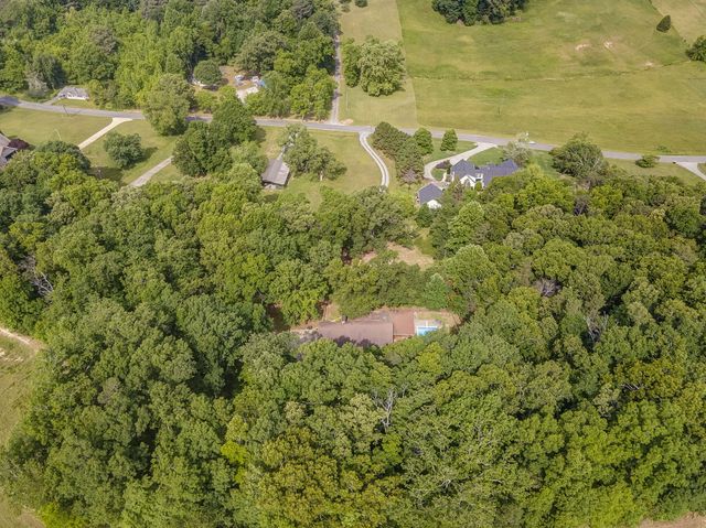 422 Bonifacious Road, Tunnel Hill, GA 30755