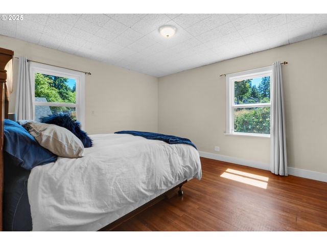 92289 SVENSEN MARKET Rd, Astoria, OR 97103