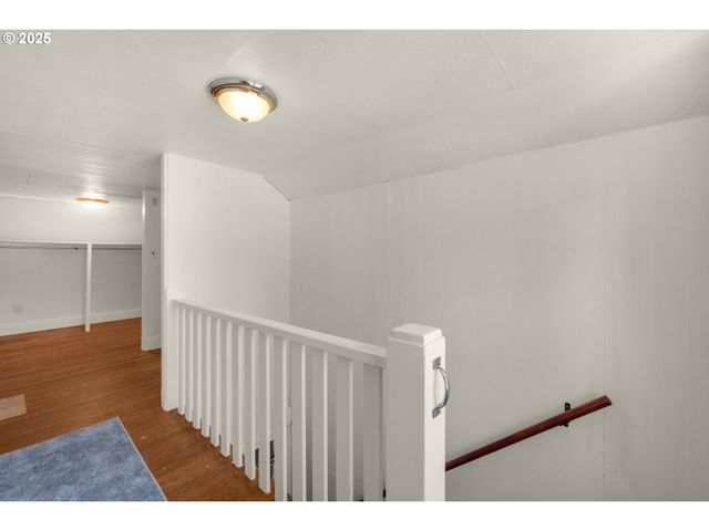 92289 SVENSEN MARKET Rd, Astoria, OR 97103