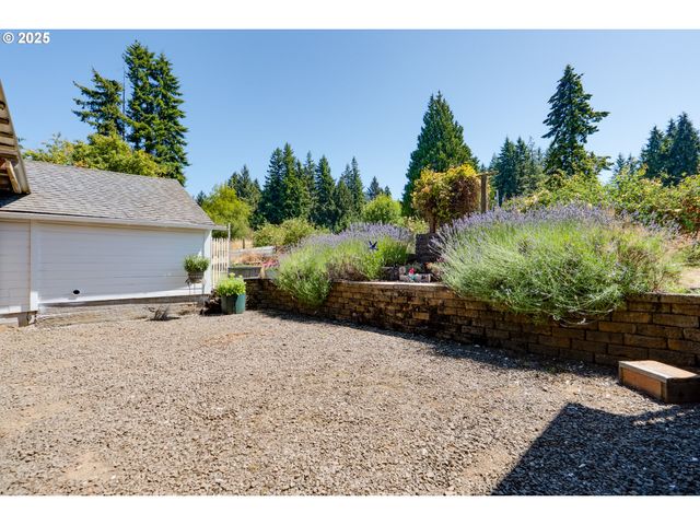 92289 SVENSEN MARKET Rd, Astoria, OR 97103