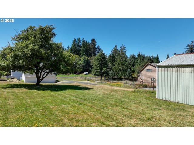 92289 SVENSEN MARKET Rd, Astoria, OR 97103