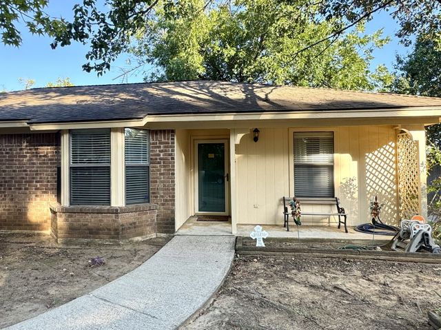 713 Owens Drive, Crowley, TX 76036