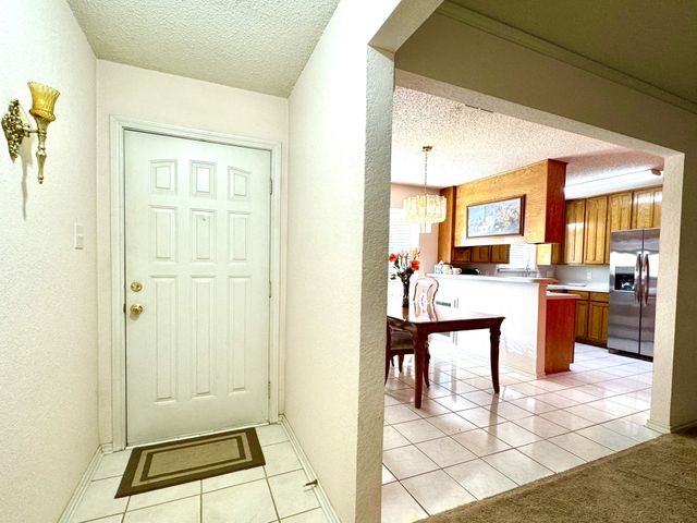 713 Owens Drive, Crowley, TX 76036