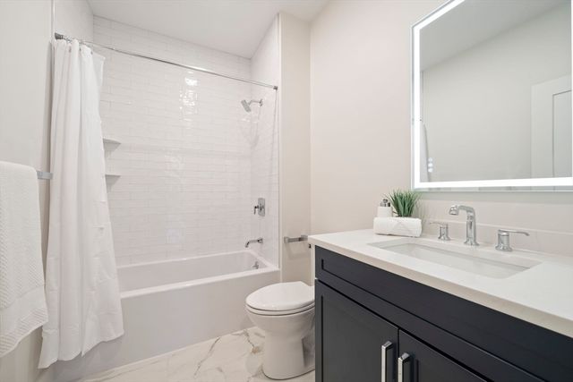 87 Neponset Street 87, Canton, MA 02021