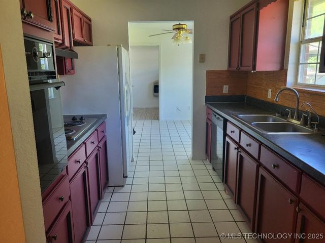 506 Garden Lane, Mcalester, OK 74501