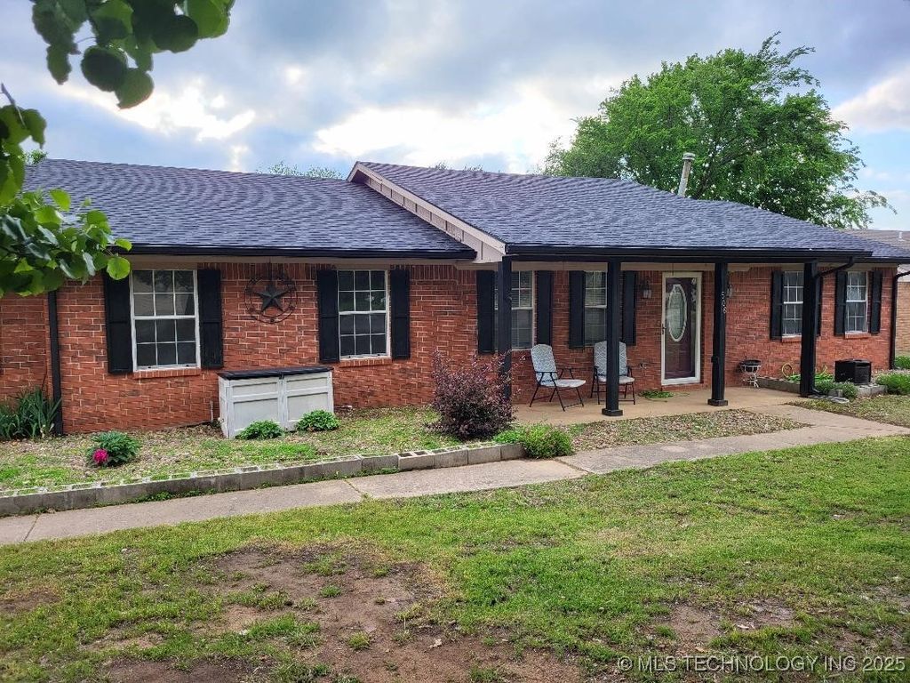 506 Garden Lane, Mcalester, OK 74501