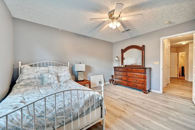 6949 Parkview Drive, Florence, KY 41042