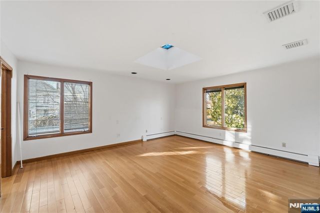 325 High Street, Closter, NJ 07624