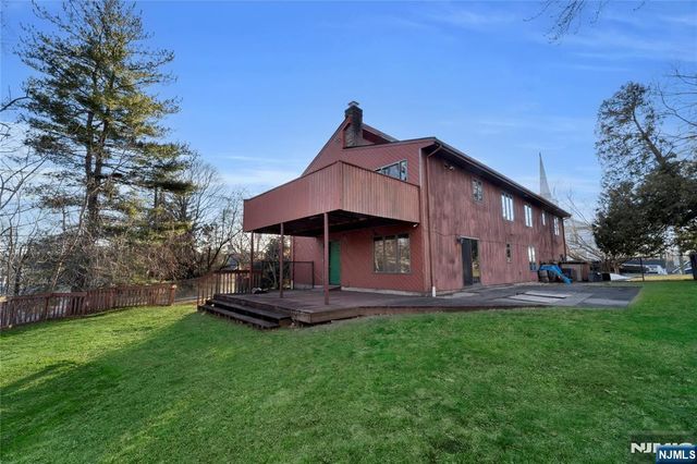 325 High Street, Closter, NJ 07624