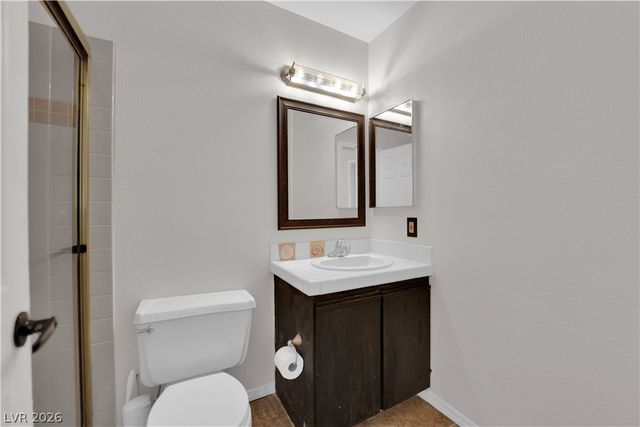 1600 North Torrey Pines Drive 202, Las Vegas, NV 89108