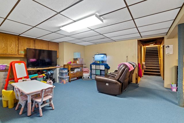 101 Deppiesse ROAD, Random Lake, WI 53075