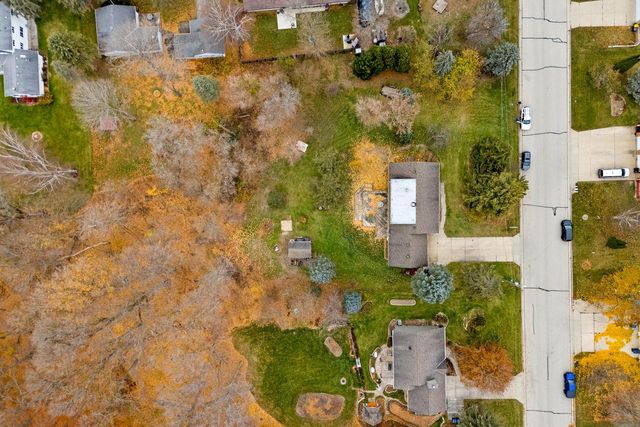 101 Deppiesse ROAD, Random Lake, WI 53075