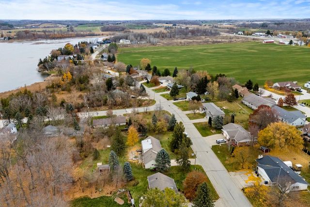 101 Deppiesse ROAD, Random Lake, WI 53075